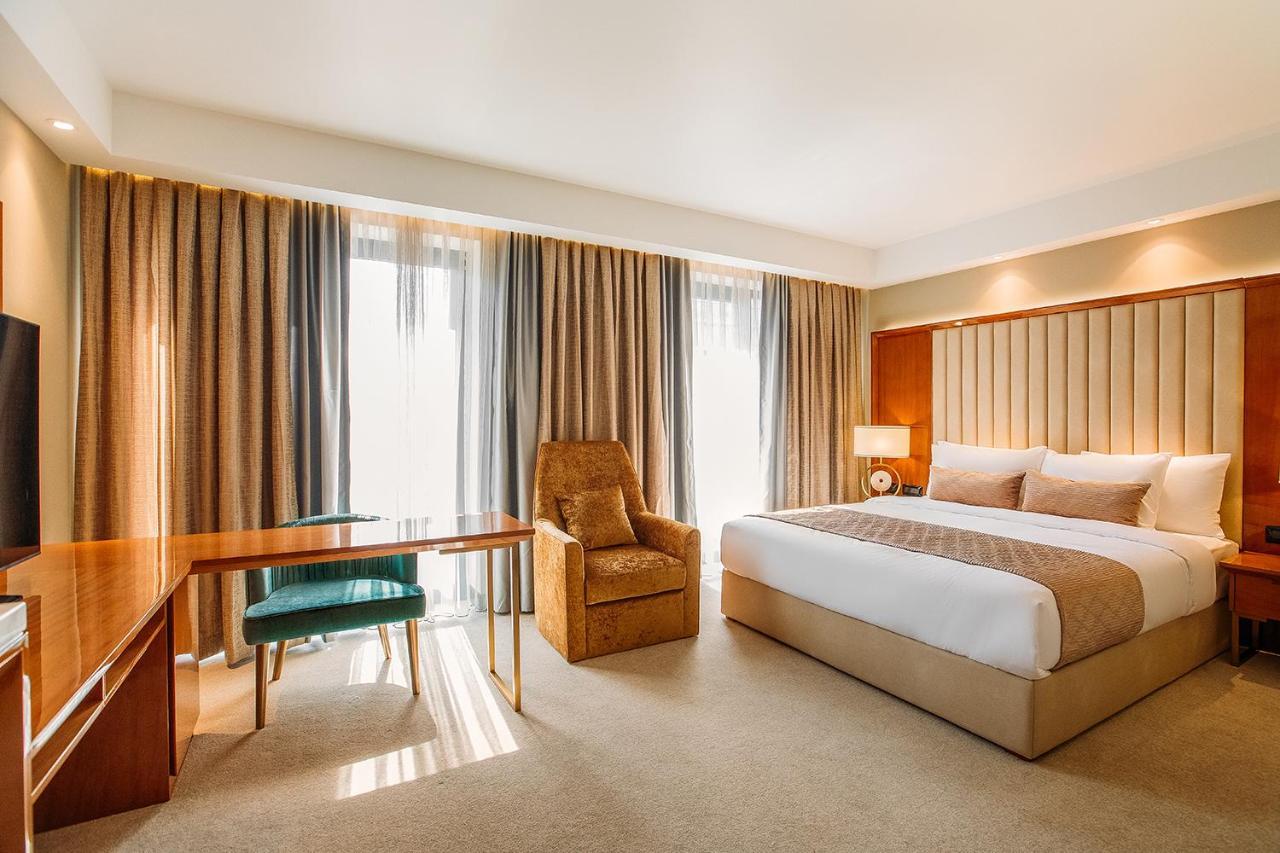 Marjan Plaza Hotel Tbilissi Extérieur photo