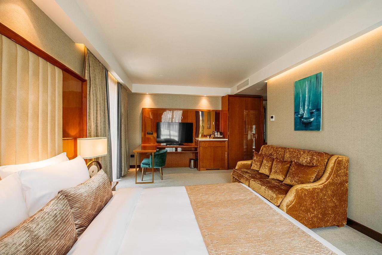 Marjan Plaza Hotel Tbilissi Extérieur photo