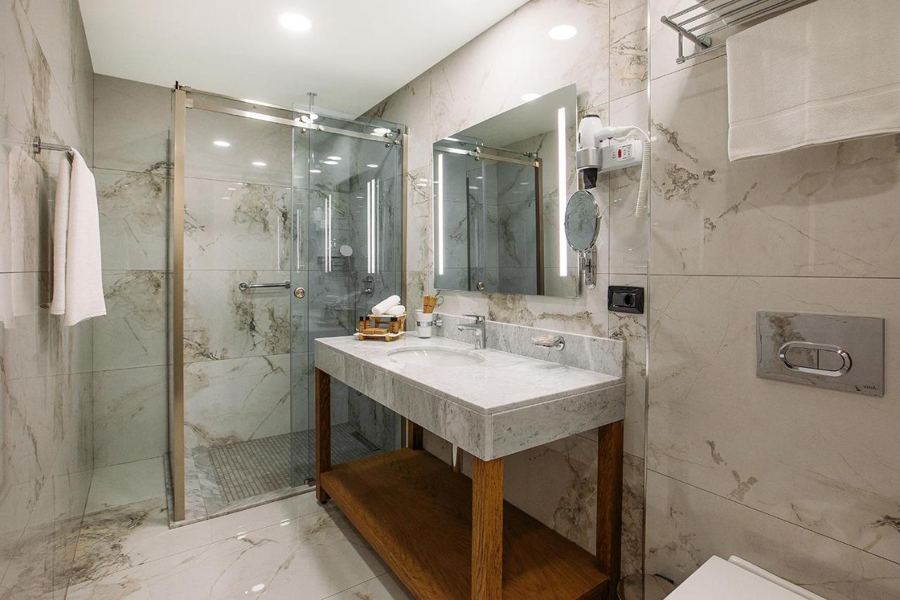 Marjan Plaza Hotel Tbilissi Extérieur photo